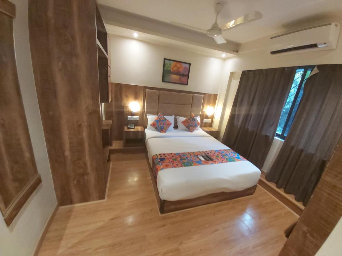 Fluorescent By Bizzgrow Hotels International Airport - Formerly Known As Byaris International Mumbai Bagian luar foto