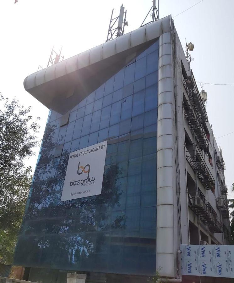 Fluorescent By Bizzgrow Hotels International Airport - Formerly Known As Byaris International Mumbai Bagian luar foto